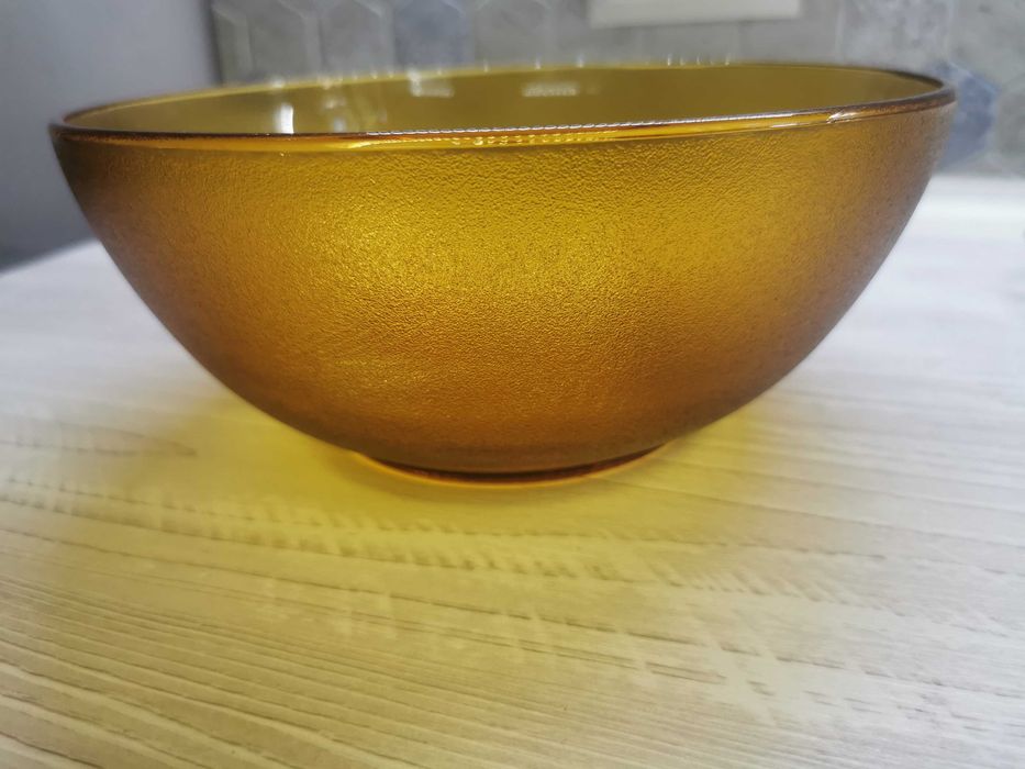 Стъклени купи и плата