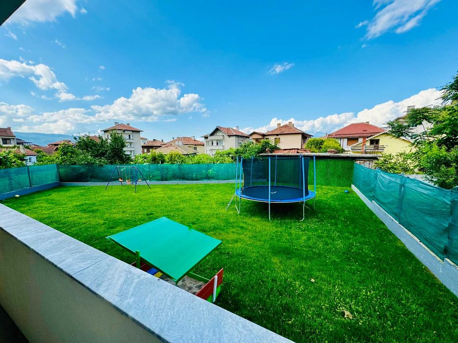 Продава се Етаж от къща в Петрич - 230 кв.м за 600 €/кв.м - Снимка #23