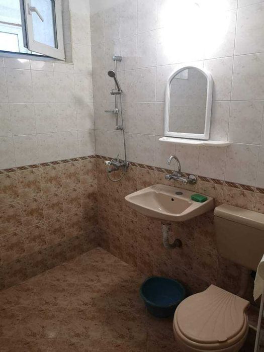 Дава се под наем Двустаен апартамент в Бургас, Възраждане - 72 кв.м за 102 € - Снимка #5