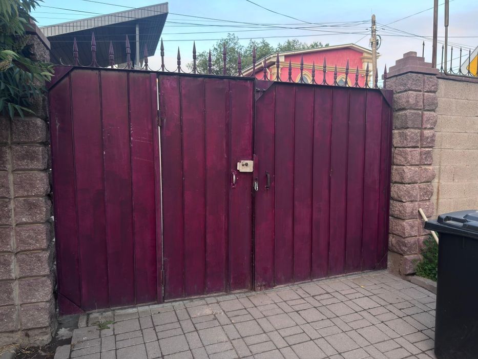 Ворота железные продам варота