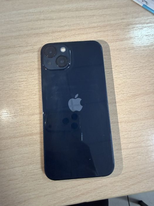 IPhone 13 с коробкой