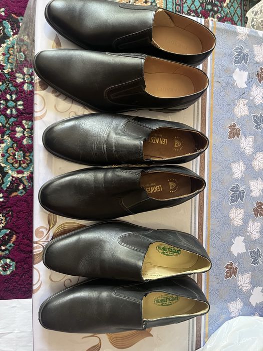 Мужские фабричные туфли 43 размер.