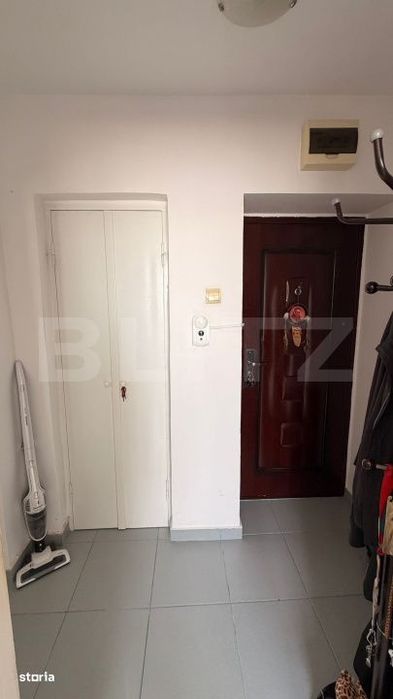 Apartament 2 camere, semidecomandat, 55 mp, zona Regiment 11 Siret