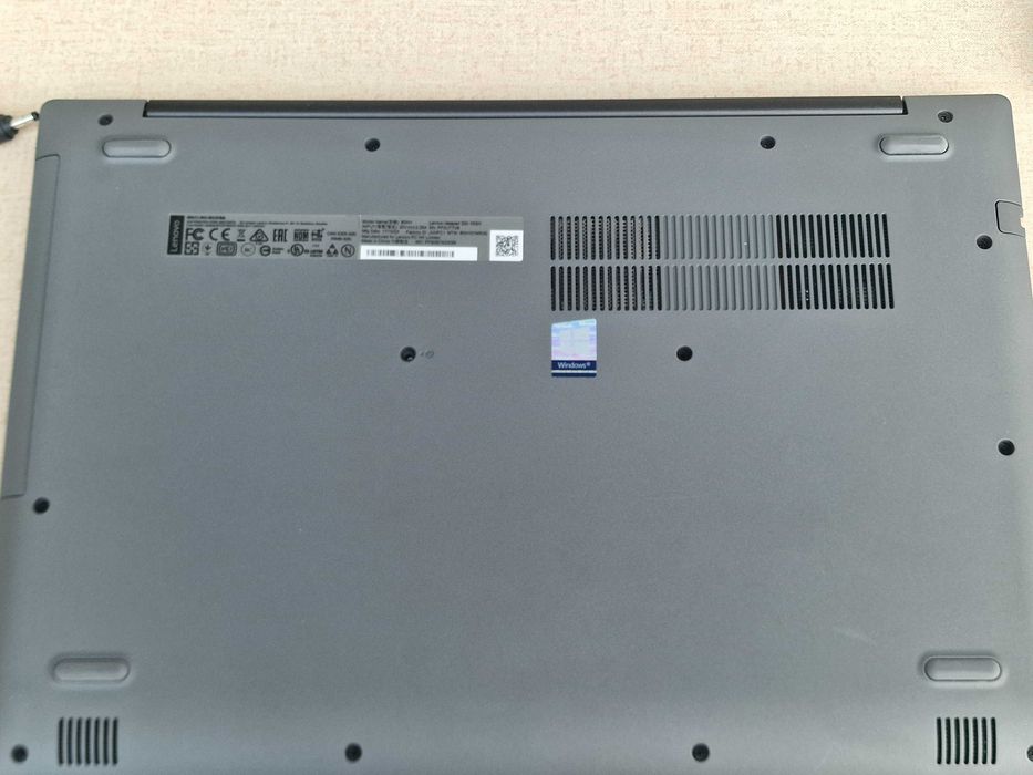 Laptop Lenovo IdeaPad 320-15ISK