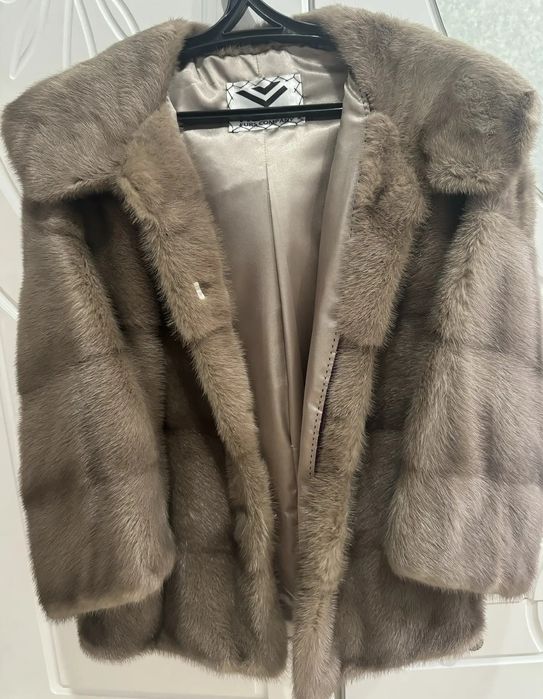 Шуба норковая,  светлая