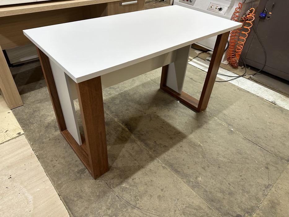 Готовые столы «Venus”-1