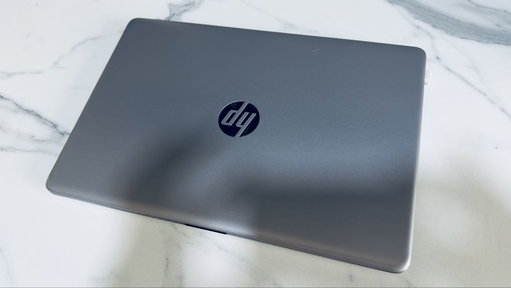 Срочно Ноутбук HP i5 11-поколение / 16GB / SSD 256 / Iris Xe
