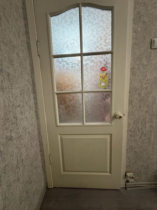 Продам межкомнатные двери