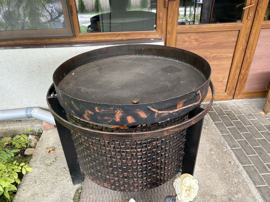 Vand plita scoici  , pește pe gaz