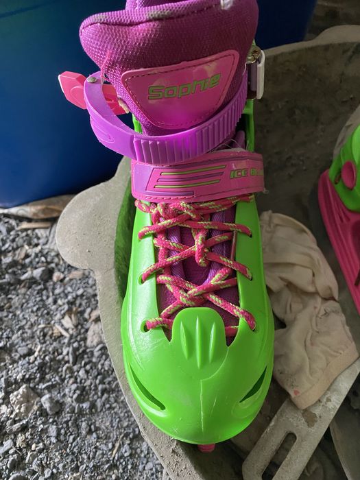 Продается коньки почти новые