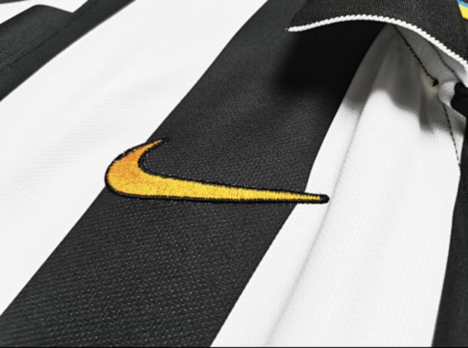 Tricou retro fotbal Juventus 2014/2015 (MĂRIMEA M) – Jeep / Nike, Home, Nou
