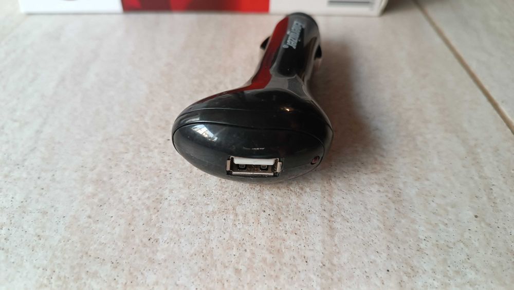 зарядно за автомобил USB Energizer , DIVA 2XUSB CAR CHARG 2.1А