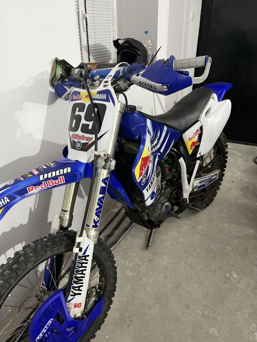 Продавам yamaha yzf250