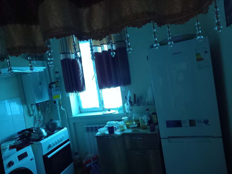 Shoshilinch  dom sotiladi manzil yashil dunyo tomon 7 etajli domlar