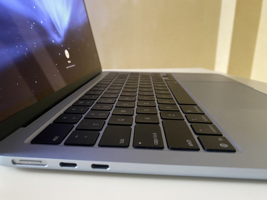 Macbook Air M4 13” 16/256 GB Sky blue