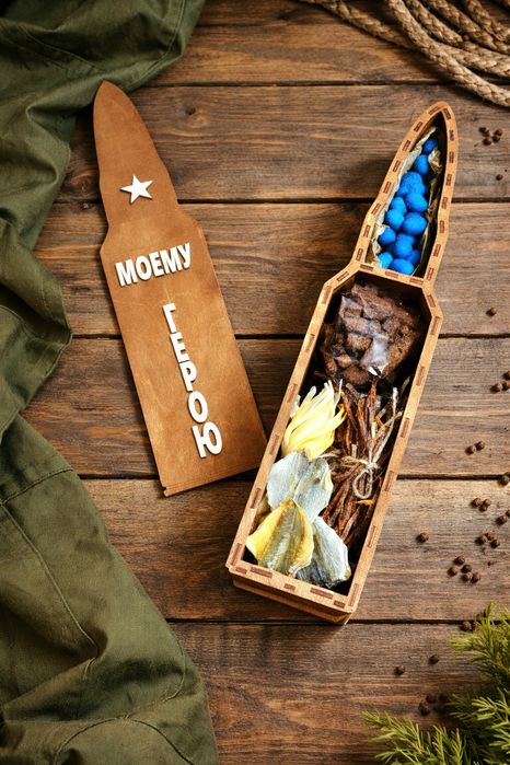 Букеты боксы подарки для мужчин