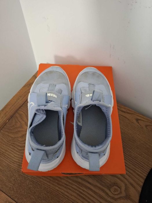 Vand Pantofi Sport Alergare pentru Copii Nike Flex Runner 2 marime 31