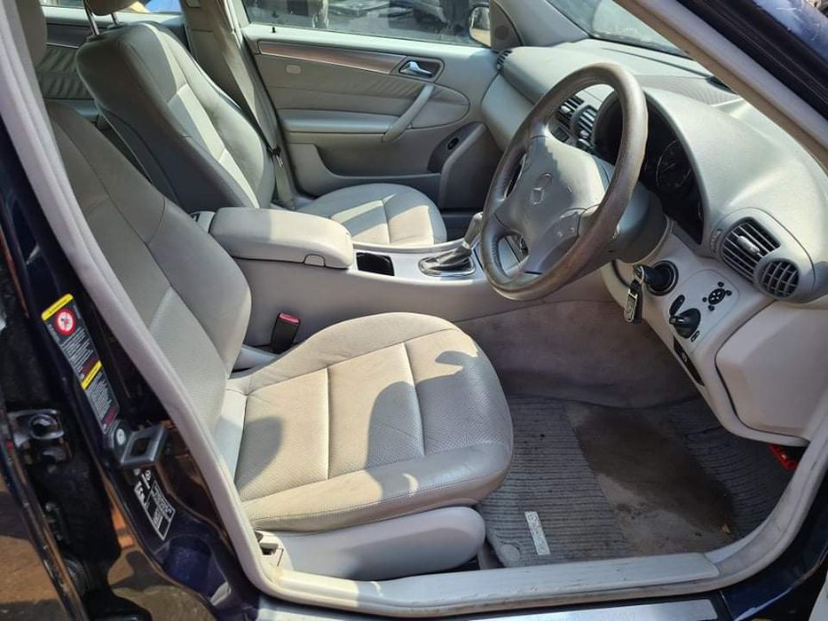 Mercedes W203 C320CDI 224кс OM642 Facelift автоматик седан НА ЧАСТИ!