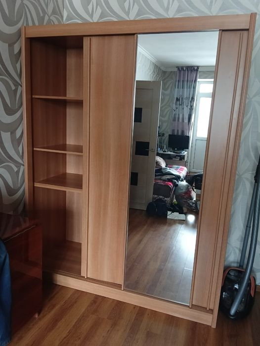 Продам шкаф  Дядьково. В отличном состоянии, разобран, самовывоз