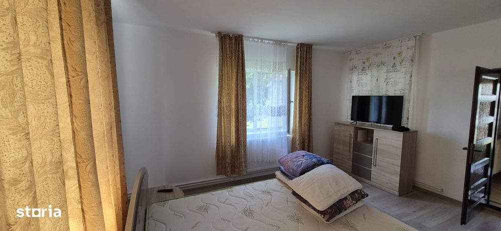 Casă + anexă gospodărească de vânzare – Gârdani, Maramureș