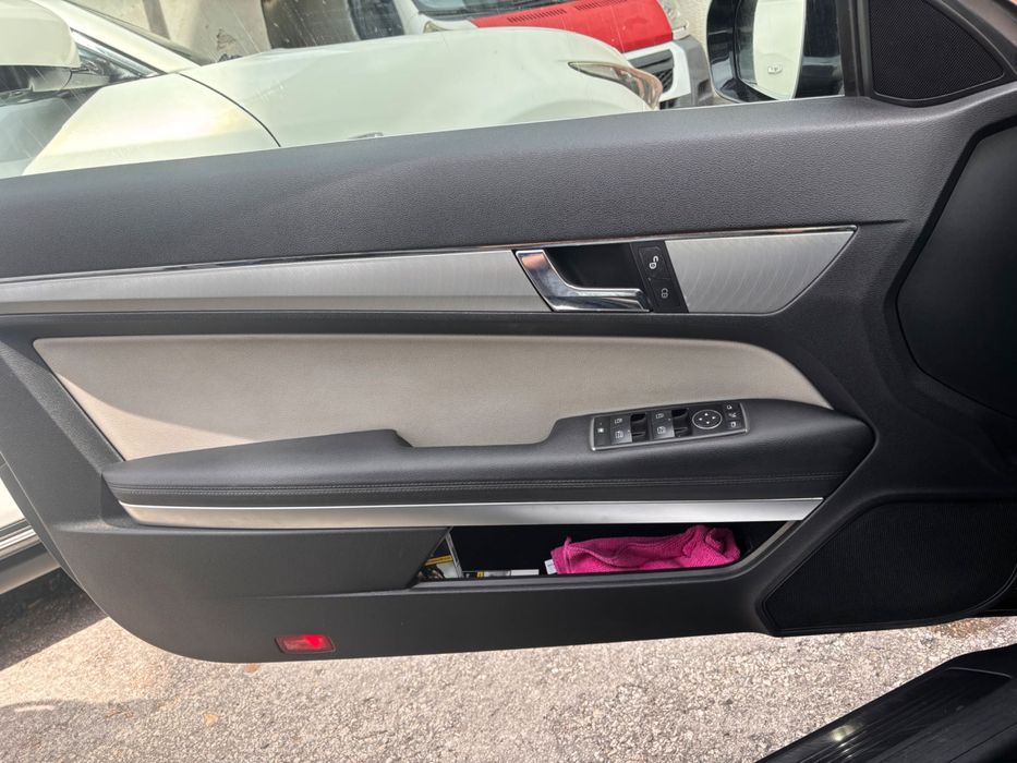 Mercedes E 250 Coupe CDI BlueEFFICIENCY