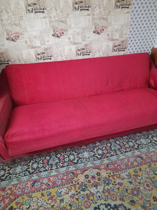 Отдам даром диван