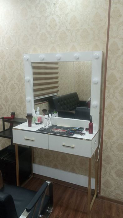Продаётся мебель для салона красоты!!!