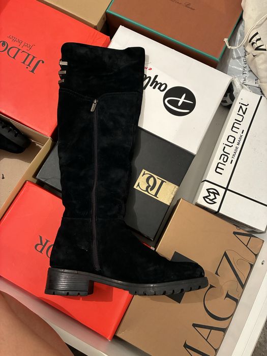 Продам зимние сапоги