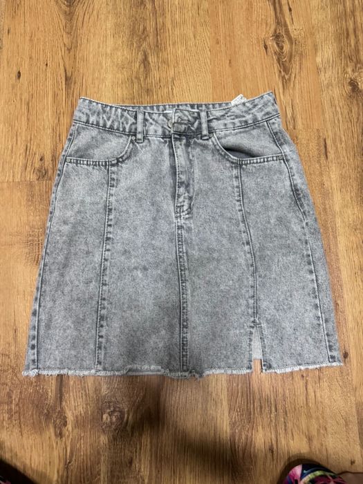 Продам джинсовую юбку размер 42-44