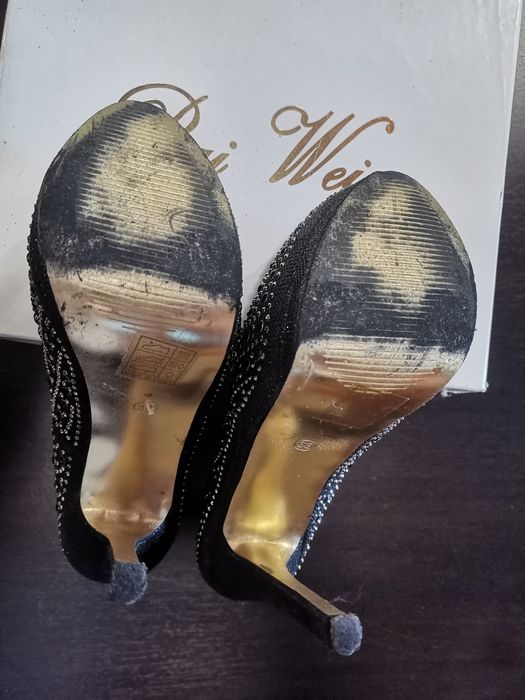 Обувки на висок ток 38 номер(умалени)