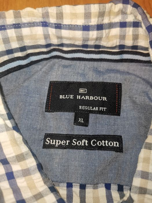 Camasa Mark & Spencer (linia Blue Harbour) , bumbac gofrat (ondulat), purtata de trei - patru ori, maneca scurta, carouri, marimea XL
