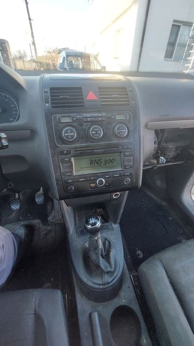 Vw touran 2.0 ecofuel на части