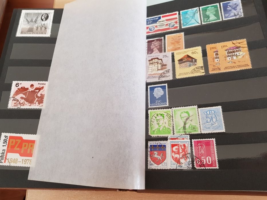 Албум с пощенски марки