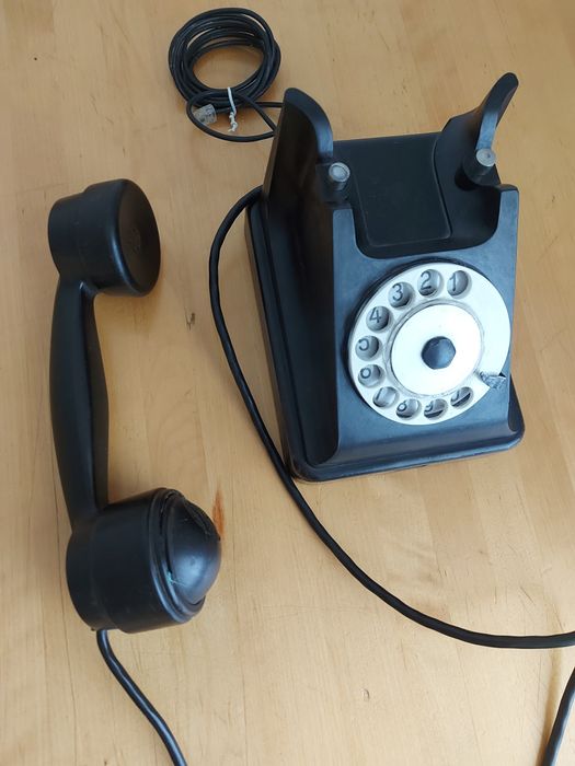 Ретро телефон стационарный