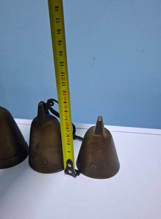 Чанове Френски единия видно с дупки
Цена 160лв за 3те общо