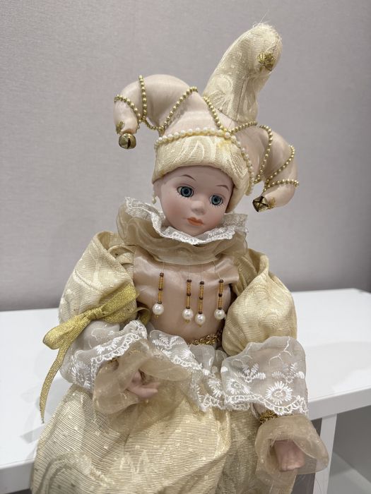 Фарфоровые куклы