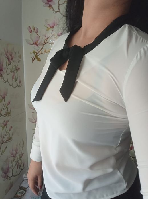 Продам красивую блузку