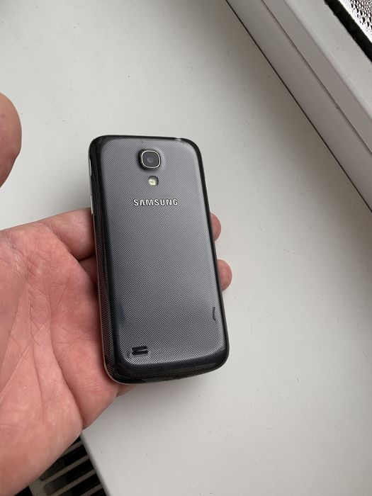 Telefon Samsung S4 mini liber orice rețea