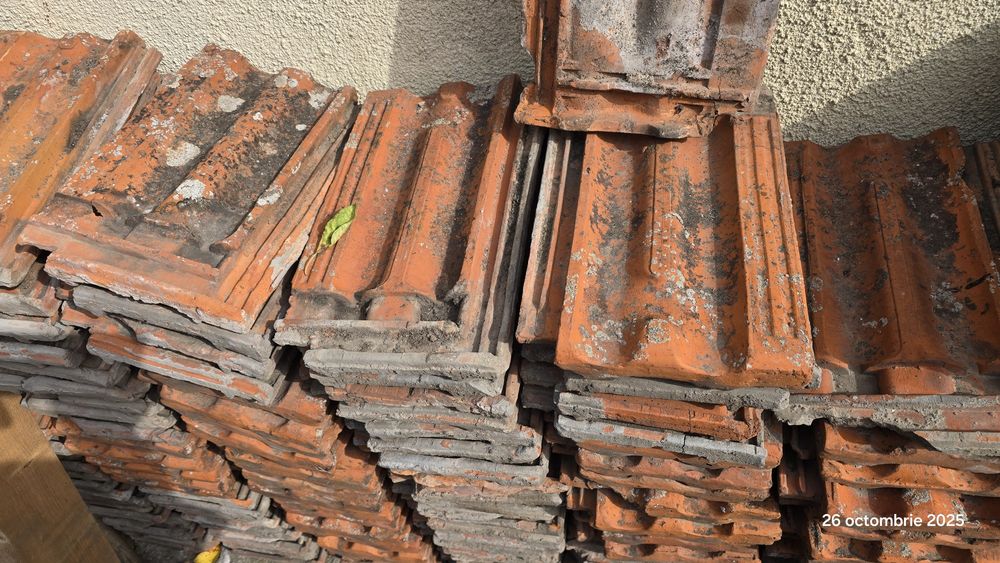 Tigla provenita din demolari