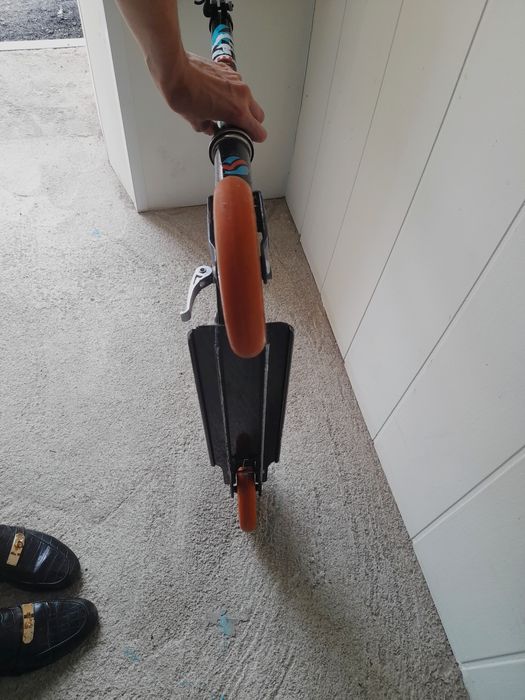 Самокат двухколесный