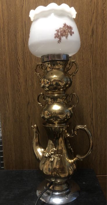 Veioza portelan 100 lei