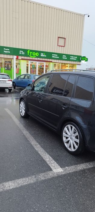 Touran R-line 2010. Edition   170 cp 7 locuri