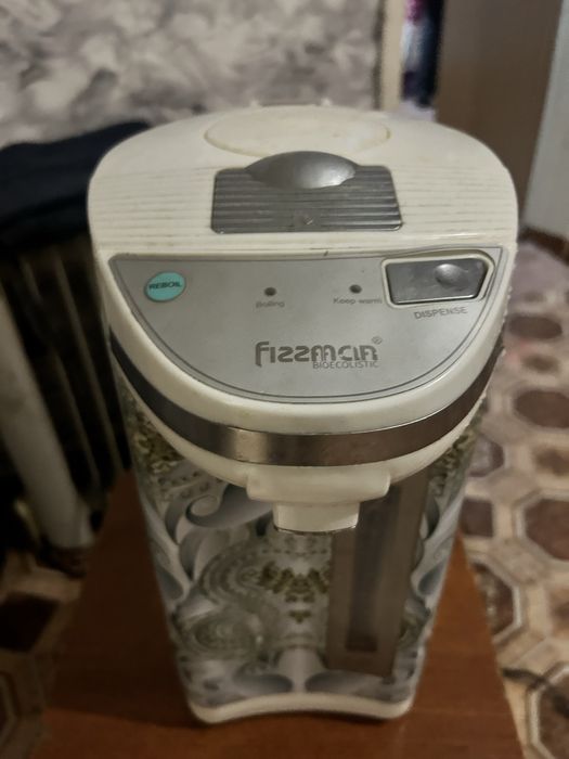 Продам чайник хоршим состояний