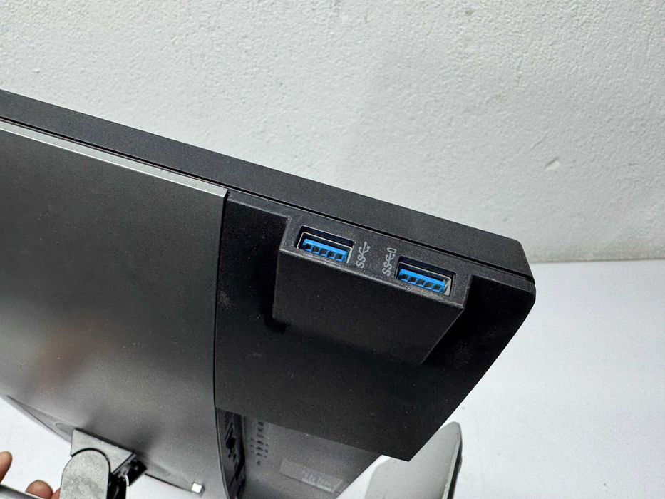 Монитор - Dell U2518D (2560x1440) / M3