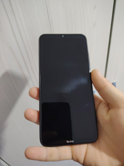 Redmi note 8  4 ga 64 talik sotiladi