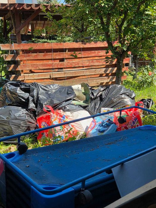 curatenie in apartamente ,curatenie la casa ,debarasare moloz , gunoi