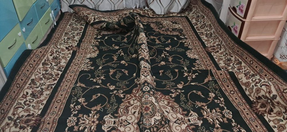 Продам     ковёр