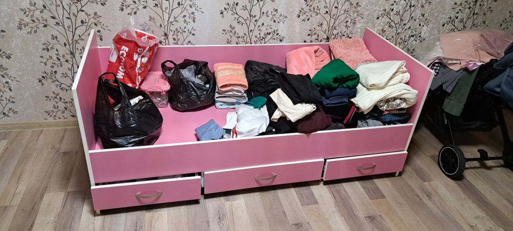 Детская кровать в хорошем состоянии