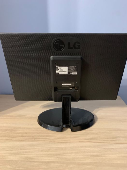 Продам монитор LG