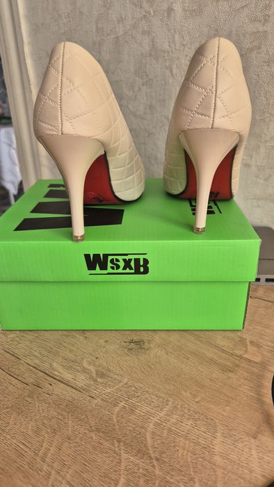 Продам в идеальном состоянии туфли